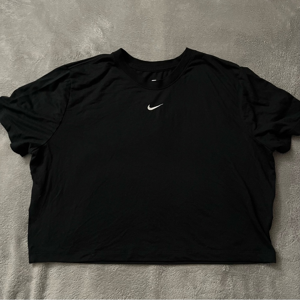 Nike Crop Top Shirt